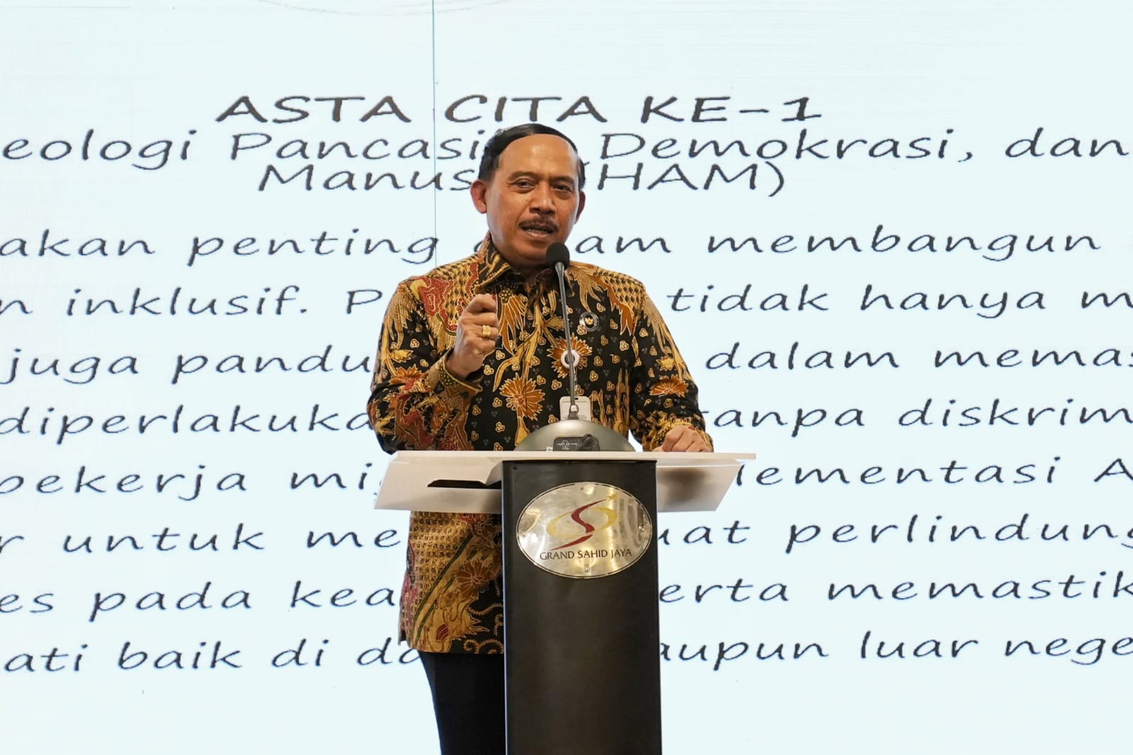 WhatsApp Image 2025 10 16 at 22.09.05