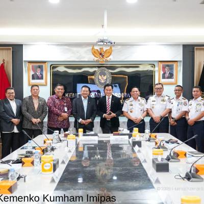 Menko Courtesy Call dengan Kepala Bakamla RI