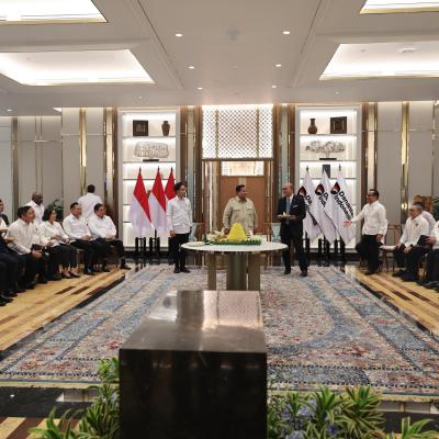 Menko Menghadiri Peresmian dan Ratas di Wisma Danantara Indonesia